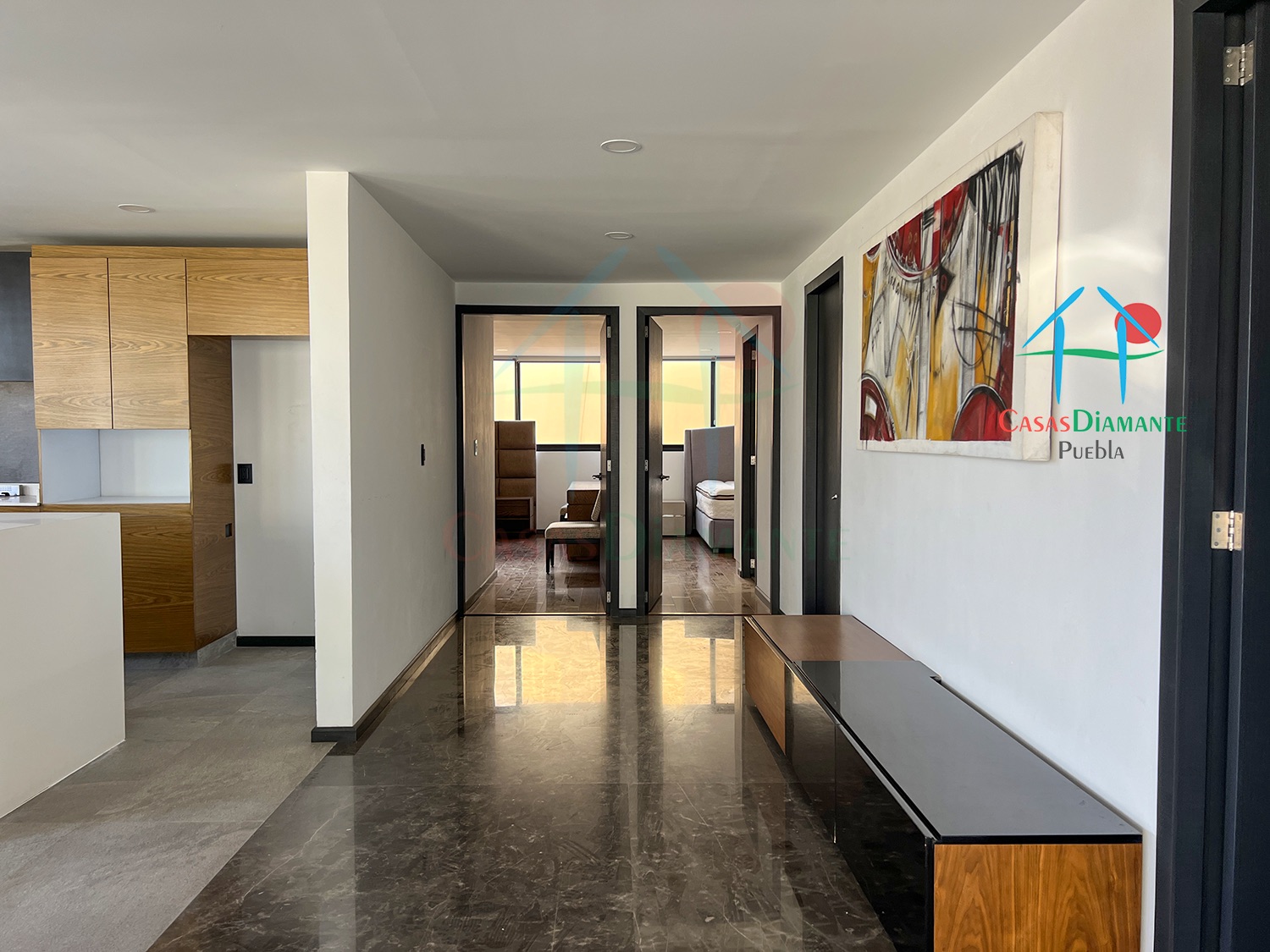 Praga 19 AI AJB - Pasillo 1